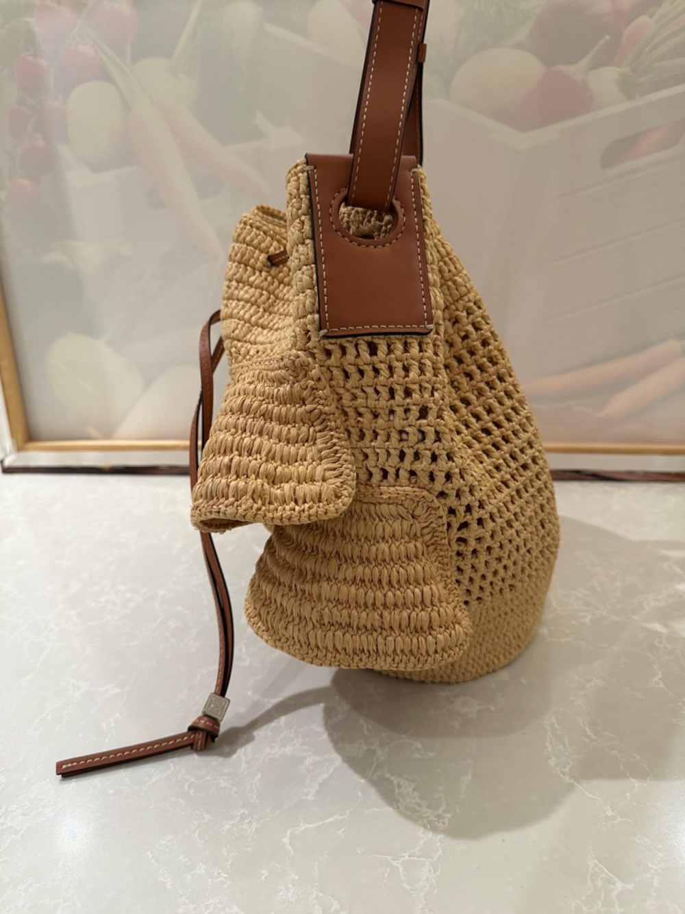 Loewe raffia Ruffled Bucket Bag with Leather handle - Picture 4 of 11